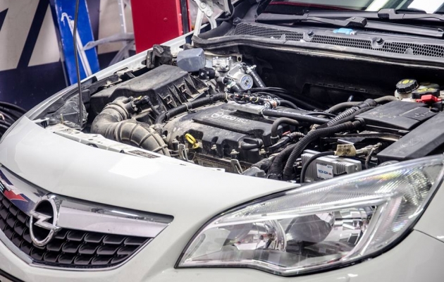 Opel Astra J 1.4 turbo - снимка 11